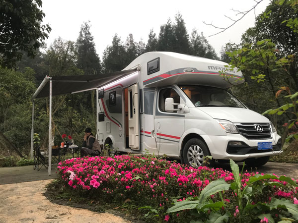 重庆租车房车大通房车RV80B_重庆大通房车RV80B房车租赁价格_重庆房车出租公司